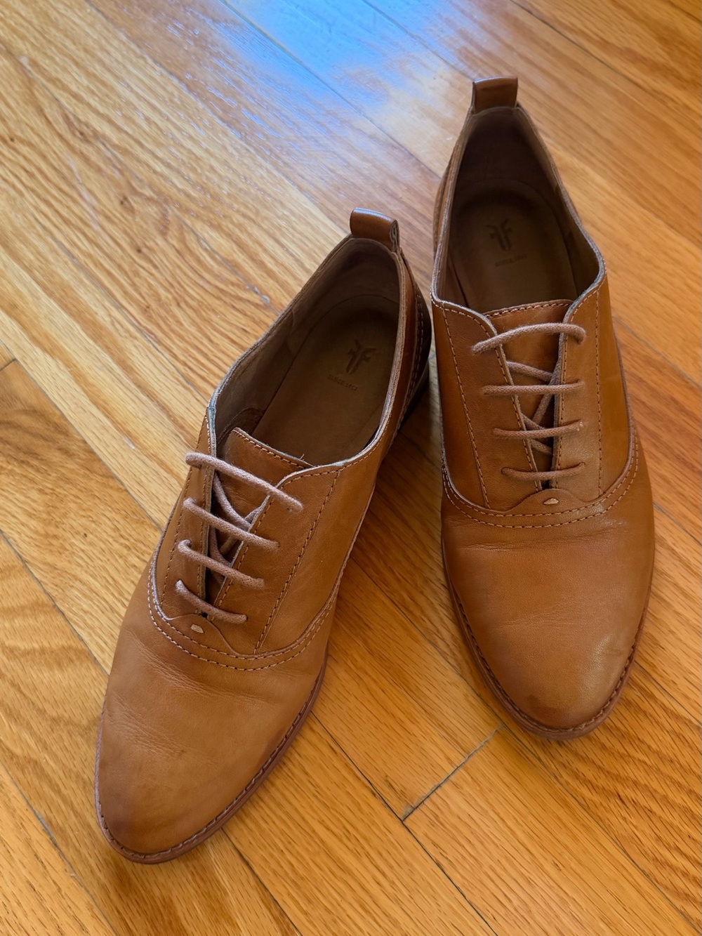 FRYE - Classic Oxfords Tan Leather